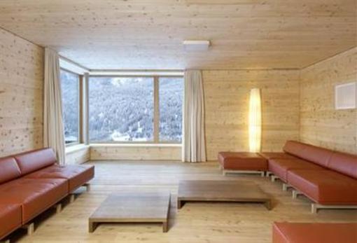 фото отеля Youth Hostel Scuol