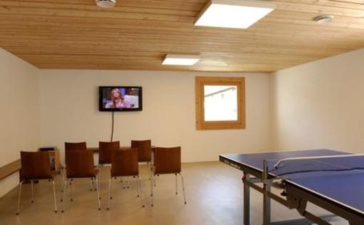 фото отеля Youth Hostel Scuol