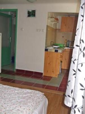 фото отеля Feszek Apartman