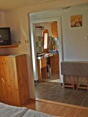 фото отеля Feszek Apartman