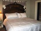 фото отеля Olde Holiday Inn Bed & Breakfast