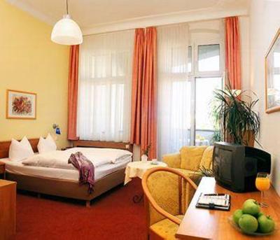 фото отеля CCA Hotel Pension Delta