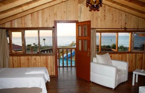 фото отеля Issos Hotel
