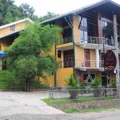 фото отеля Hotel Champis