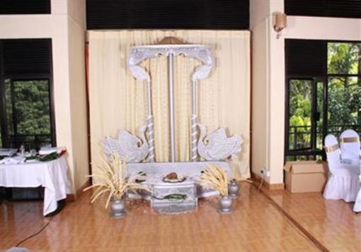 фото отеля Hotel Champis