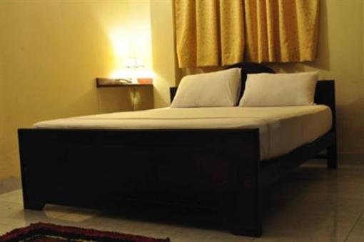 фото отеля Hotel Champis
