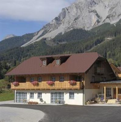 фото отеля Appartements Stiererhof