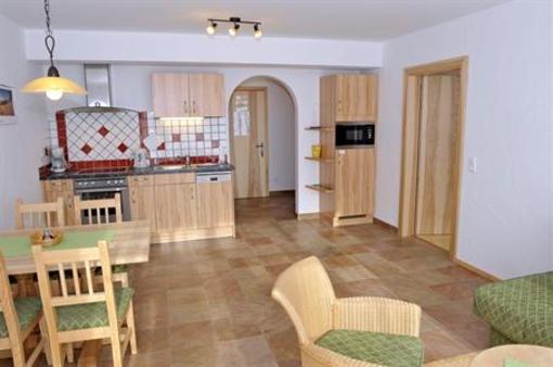 фото отеля Appartements Stiererhof
