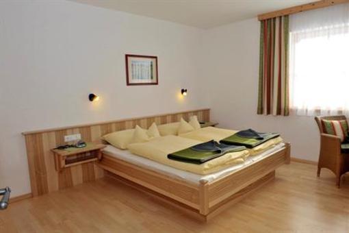 фото отеля Appartements Stiererhof
