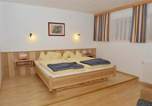 фото отеля Appartements Stiererhof