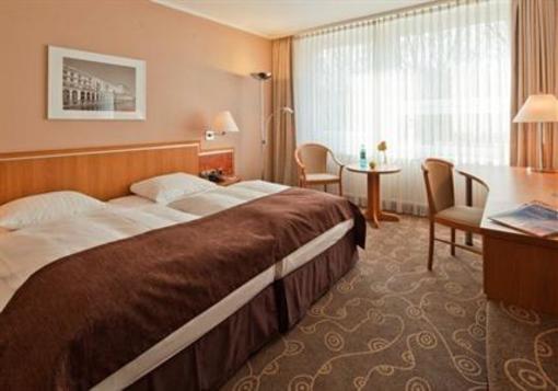 фото отеля Best Western Queens Hotel Hamburg