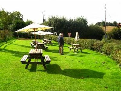 фото отеля The Pheasant Inn Tattenhall