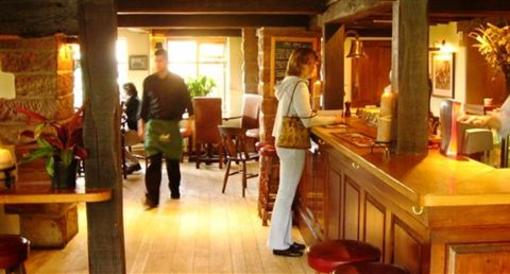 фото отеля The Pheasant Inn Tattenhall