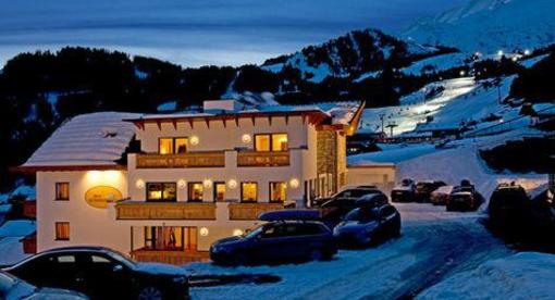 фото отеля Hotel Garni Alpendiamant Fiss