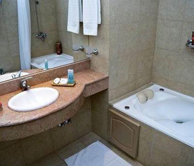 фото отеля Australis Yenehue Hotel Puerto Madryn