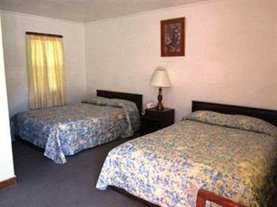 фото отеля Cadet Motel