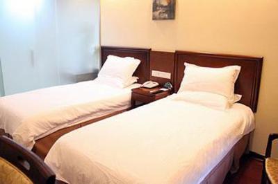 фото отеля Green Tree Inn Wuhu Binjiang Shimao
