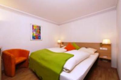 фото отеля Stadt Gut Hotel Hirsch Heidenheim an der Brenz