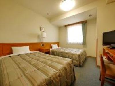 фото отеля Hotel Route-Inn Yonezawa Ekihigashi