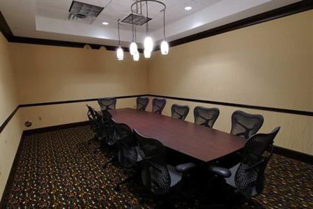 фото отеля Hilton Garden Inn Cincinnati/Mason
