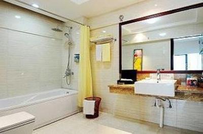 фото отеля Wuyuan Qinghuawu International Hotel