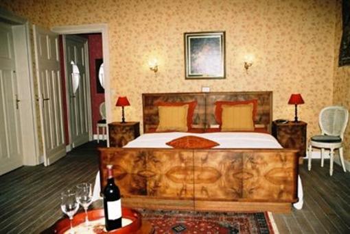 фото отеля Domein Leegendael Bed & Breakfast Ruddervoorde