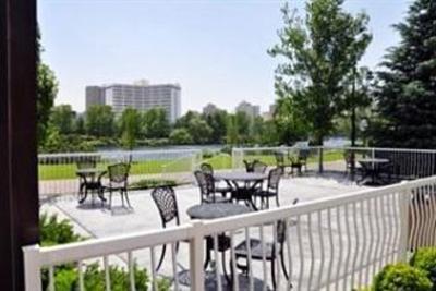 фото отеля Oxford Suites Downtown Spokane