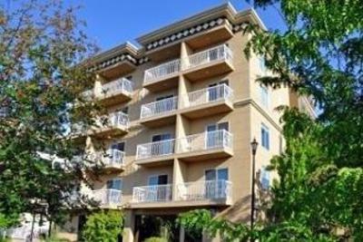 фото отеля Oxford Suites Downtown Spokane