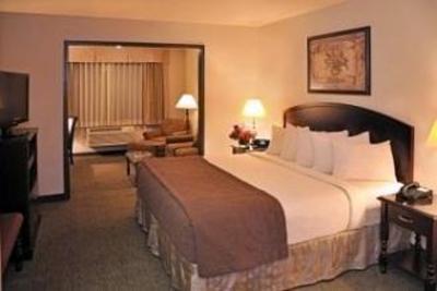 фото отеля Oxford Suites Downtown Spokane