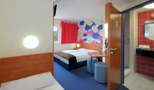 фото отеля B&B Hotel Regensburg