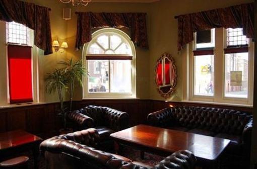 фото отеля The Bull and Stirrup Hotel