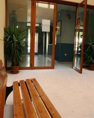 фото отеля Residencia de Estudiantes Fernando Villalon Bormujos