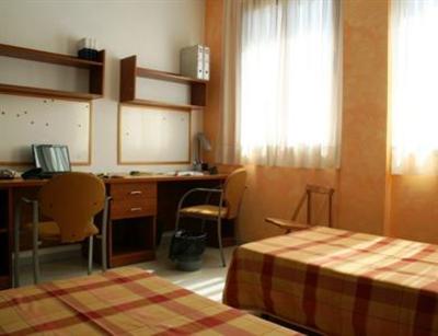 фото отеля Residencia de Estudiantes Fernando Villalon Bormujos