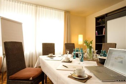 фото отеля Hotel Prinz Eugen Dresden