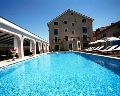 фото отеля Hotel Krystal Hunedoara