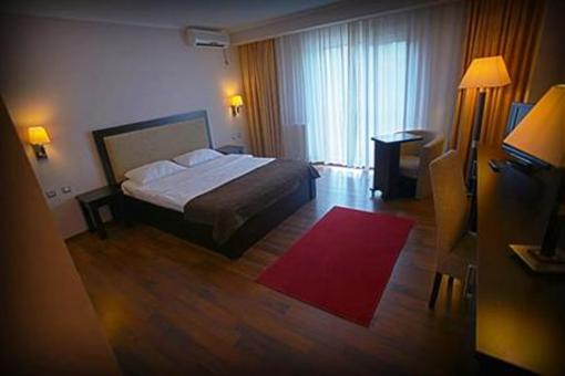 фото отеля Hotel Krystal Hunedoara