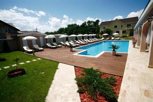 фото отеля Hotel Krystal Hunedoara