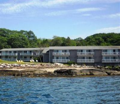 фото отеля Smugglers Cove Inn Boothbay Harbor