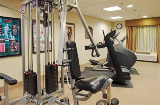 фото отеля Holiday Inn Express Hotel & Suites Center