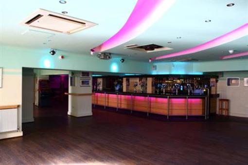 фото отеля Royal Hotel Crewe