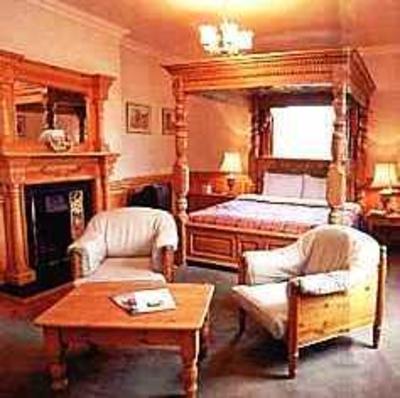 фото отеля Londesborough Arms Hotel Market Weighton