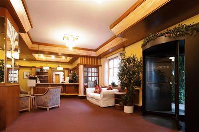 фото отеля Gasthof Zur Post Hotel Bad Wiessee