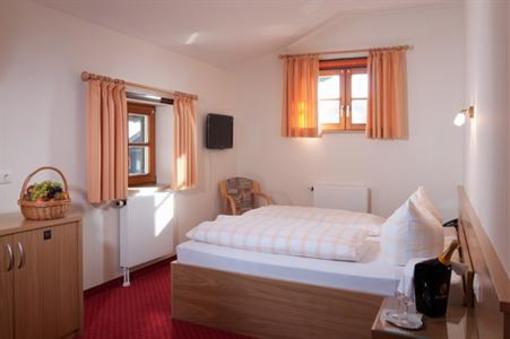 фото отеля Gasthof Zur Post Hotel Bad Wiessee