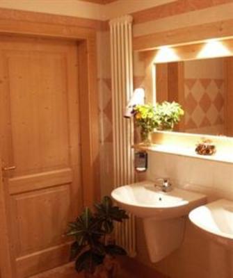фото отеля Hotel Chalet Genziana