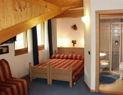 фото отеля Hotel Chalet Genziana