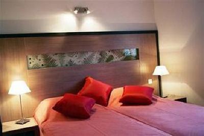 фото отеля Park & Suites Rousset