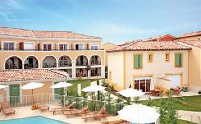 фото отеля Park & Suites Rousset