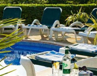 фото отеля Hotel Cristina Saint Lawrence (United Kingdom)