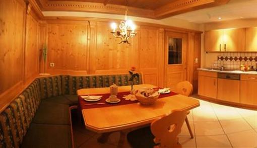 фото отеля Gastehaus Alpina Maurach