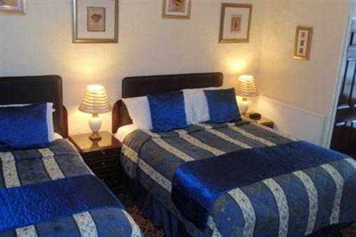 фото отеля Cornerways Guest House